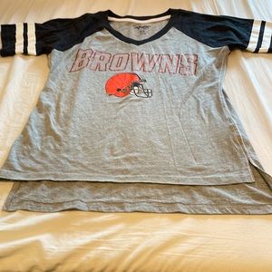 Cleveland Browns v-neck tee